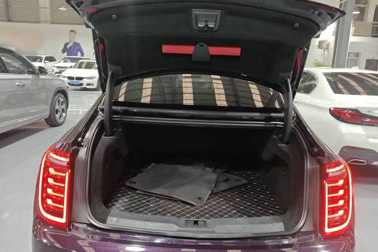 Used Hongqi H9 2020 2.0T Smart Connect Flagship Edition Trunk