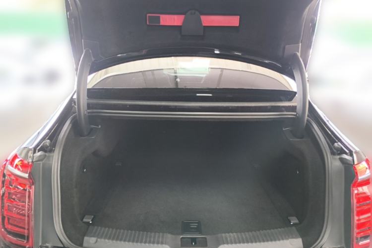 Used Hongqi H9 2020 2.0T Smart Connect Flagship Edition Trunk