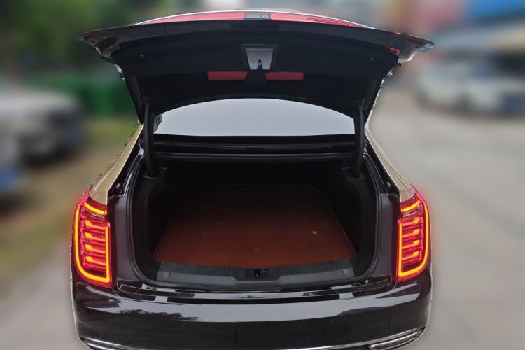 Used Hongqi H9 2020 2.0T Smart Connect Flagship Edition Trunk