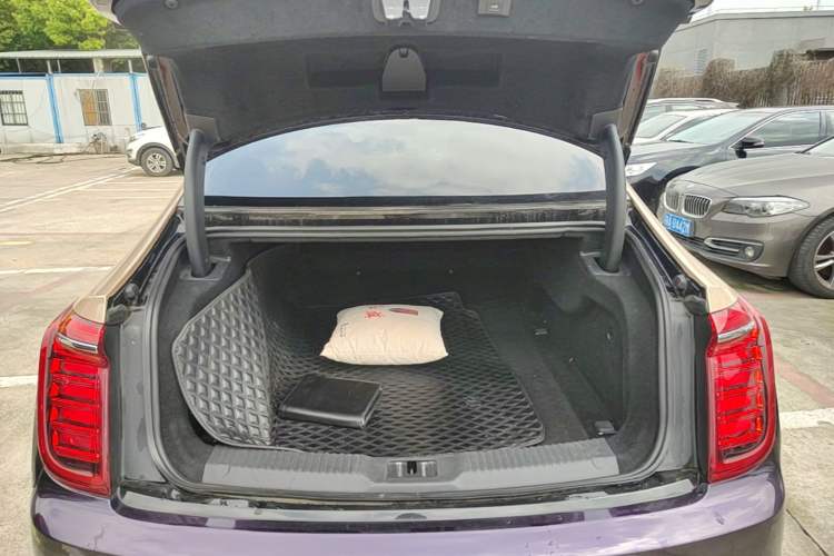 Used Hongqi H9 2020 2.0T Smart Connect Flagship Edition Trunk