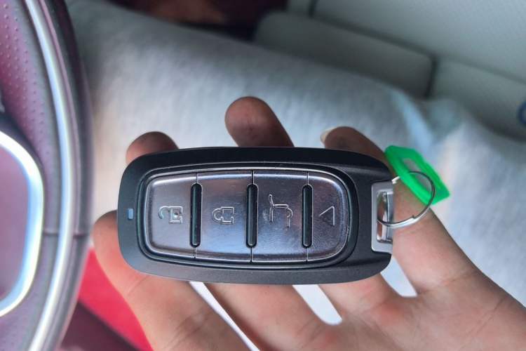 Used Hongqi H9 2020 2.0T Smart Connect Flagship Edition Vehicle Key
