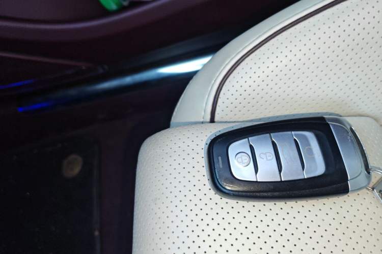 Used Hongqi H9 2020 2.0T Smart Connect Flagship Edition Vehicle Key