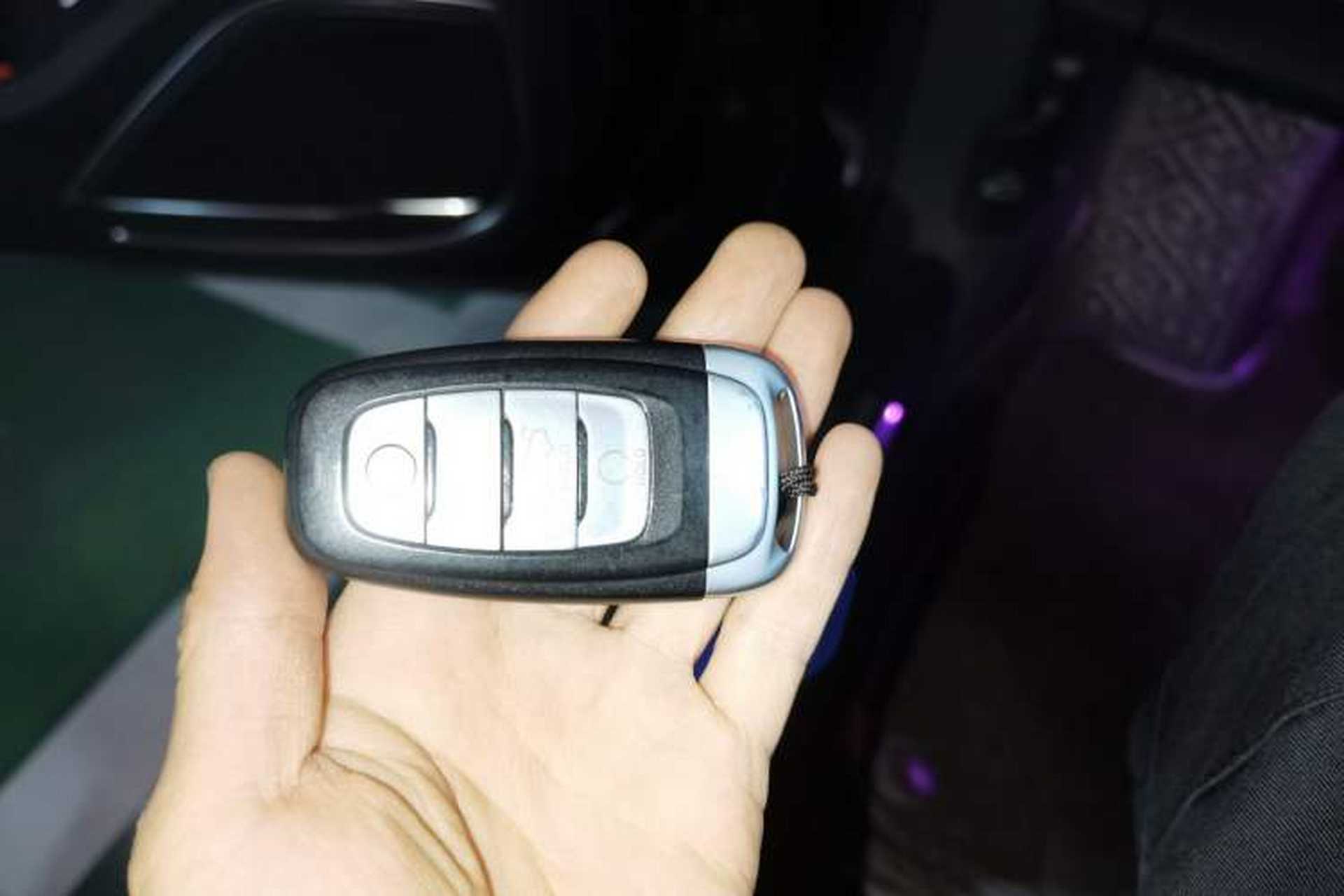 Used Hongqi H9 2020 2.0T Smart Connect Flagship Edition Vehicle Key