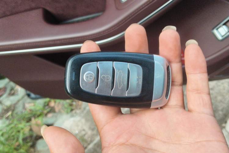 Used Hongqi H9 2020 2.0T Smart Connect Flagship Edition Vehicle Key