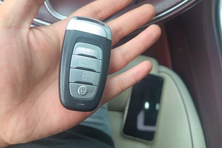 Used Hongqi H9 2020 Revised Version 2.0T Smart Connect Flagship Edition Vehicle Key