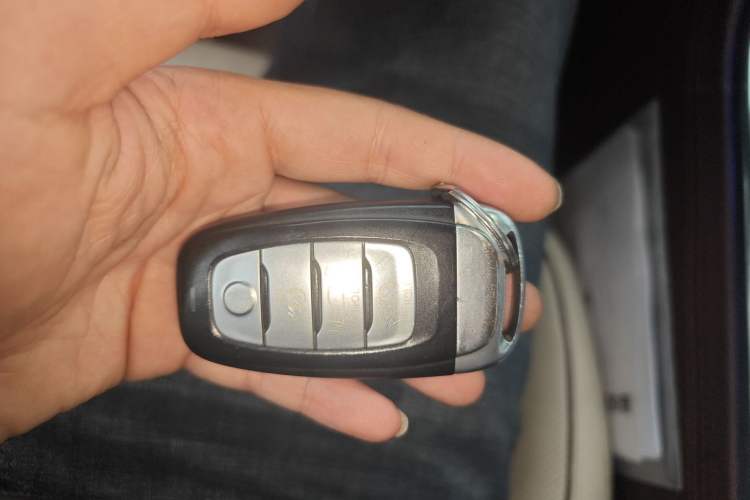 Used Hongqi H9 2020 2.0T Smart Connect Flagship Edition Vehicle Key