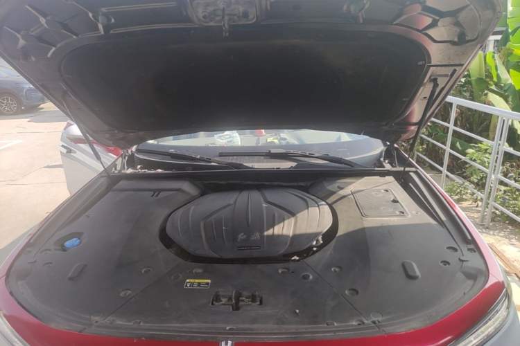 Used Hongqi H9 2020 2.0T Smart Connect Flagship Edition Engine Bay