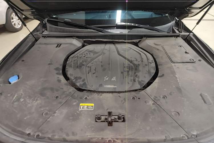 Used Hongqi H9 2020 2.0T Smart Connect Flagship Edition Engine Bay