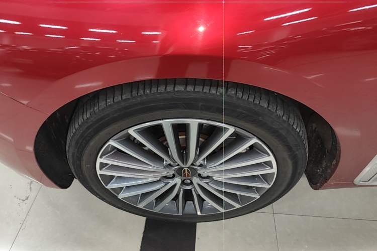 Used Hongqi H9 2020 2.0T Smart Connect Flagship Edition Left Front Wheel Hub