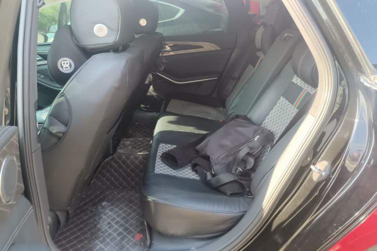 Used Hongqi H9 2020 2.0T Smart Connect Flagship Edition Left Rear Seat
