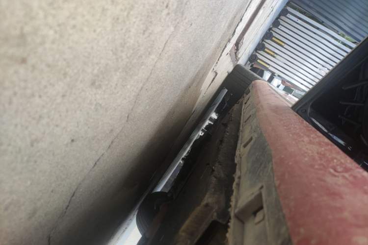 Used Hongqi H9 2020 2.0T Smart Connect Flagship Edition Left Side Sill