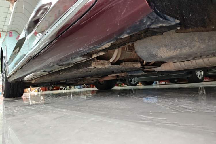 Used Hongqi H9 2020 2.0T Smart Connect Flagship Edition Left Side Sill