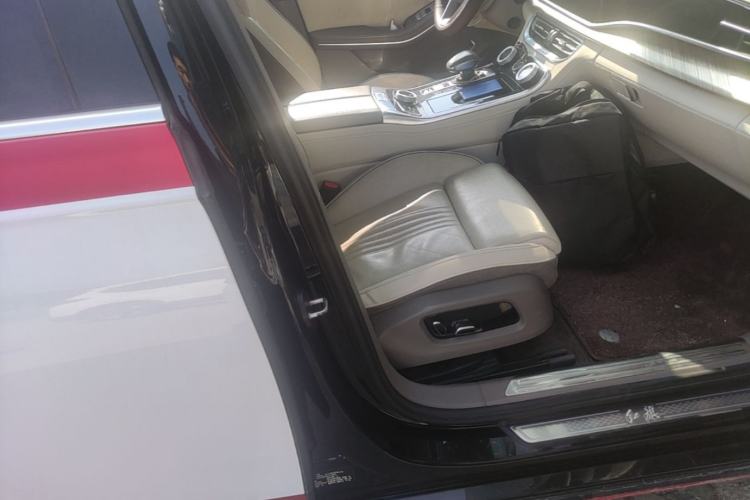 Used Hongqi H9 2020 2.0T Smart Connect Flagship Edition Right Front Seat