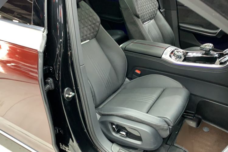 Used Hongqi H9 2020 2.0T Smart Connect Flagship Edition Right Front Seat