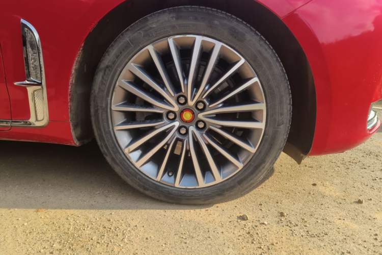 Used Hongqi H9 2020 2.0T Smart Connect Flagship Edition Right Front Wheel Hub