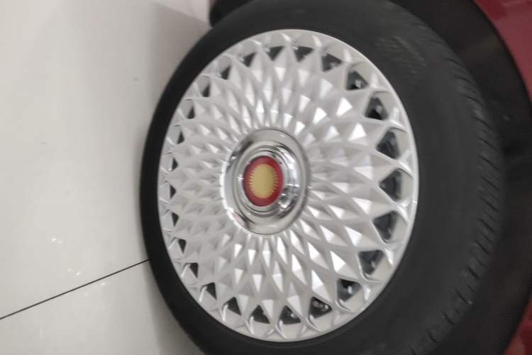 Used Hongqi H9 2020 2.0T Smart Connect Flagship Edition Right Rear Wheel Hub