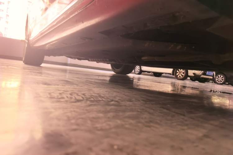 Used Hongqi H9 2020 2.0T Smart Connect Flagship Edition Right Side Sill