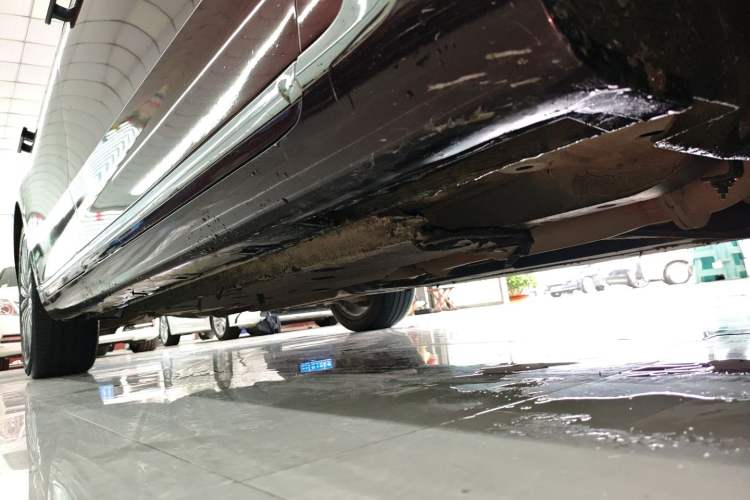 Used Hongqi H9 2020 2.0T Smart Connect Flagship Edition Right Side Sill