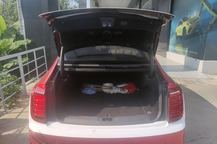 Used Hongqi H9 2020 2.0T Smart Connect Flagship Edition Trunk