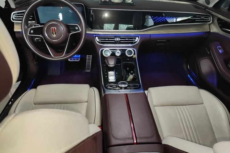 Used Hongqi H9 2020 2.0T Smart Connect Flagship Edition Center Console