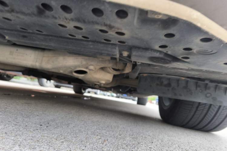Used Hongqi H9 2020 2.0T Smart Connect Flagship Edition Chassis Front Left