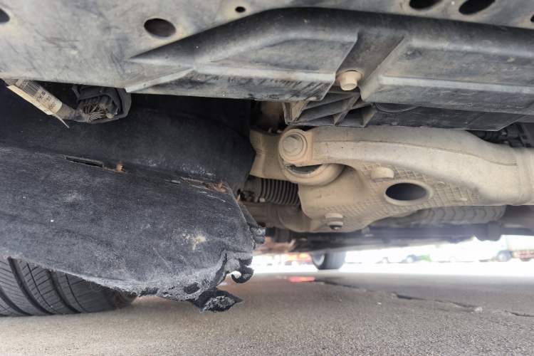 Used Hongqi H9 2020 2.0T Smart Connect Flagship Edition Chassis Front Right