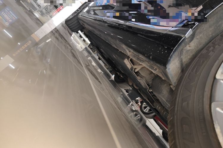 Used Hongqi H9 2020 2.0T Smart Connect Flagship Edition Left Side Sill