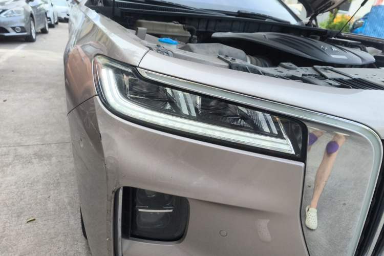 Used Hongqi H9 2020 2.0T Smart Connect Flagship Edition Right Front Headlight