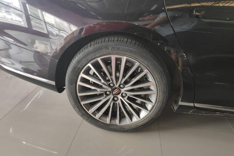 Used Hongqi H9 2020 2.0T Smart Connect Flagship Edition Right Rear Wheel Hub