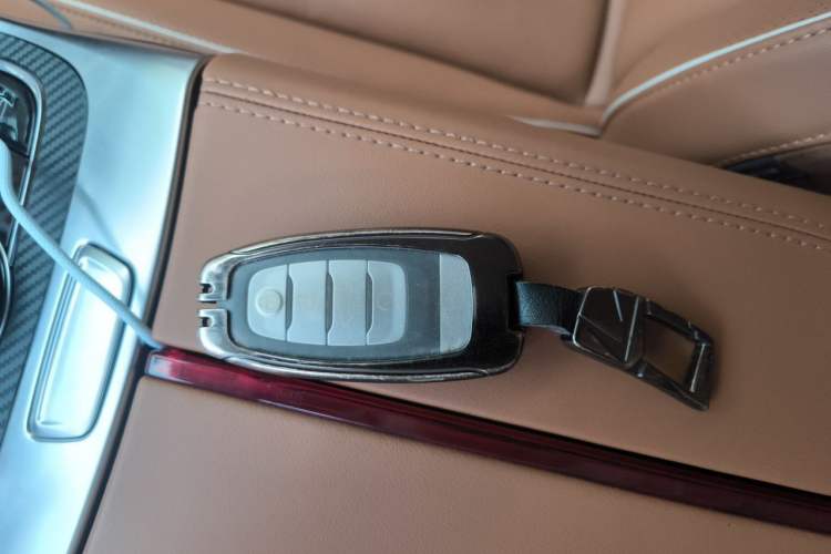 Used Hongqi H9 2020 2.0T Smart Connect Flagship Edition Vehicle Key