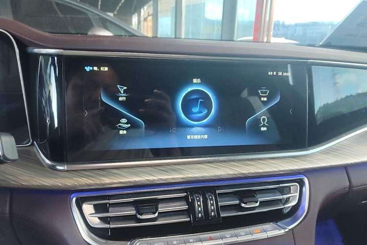 Used Hongqi H9 2020 3.0T Smart Connect Flagship Four-Seat Version Audio And AC Panel