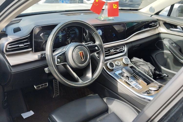 Used Hongqi H9 2020 2.0T Smart Connect Flagship Edition Center Console