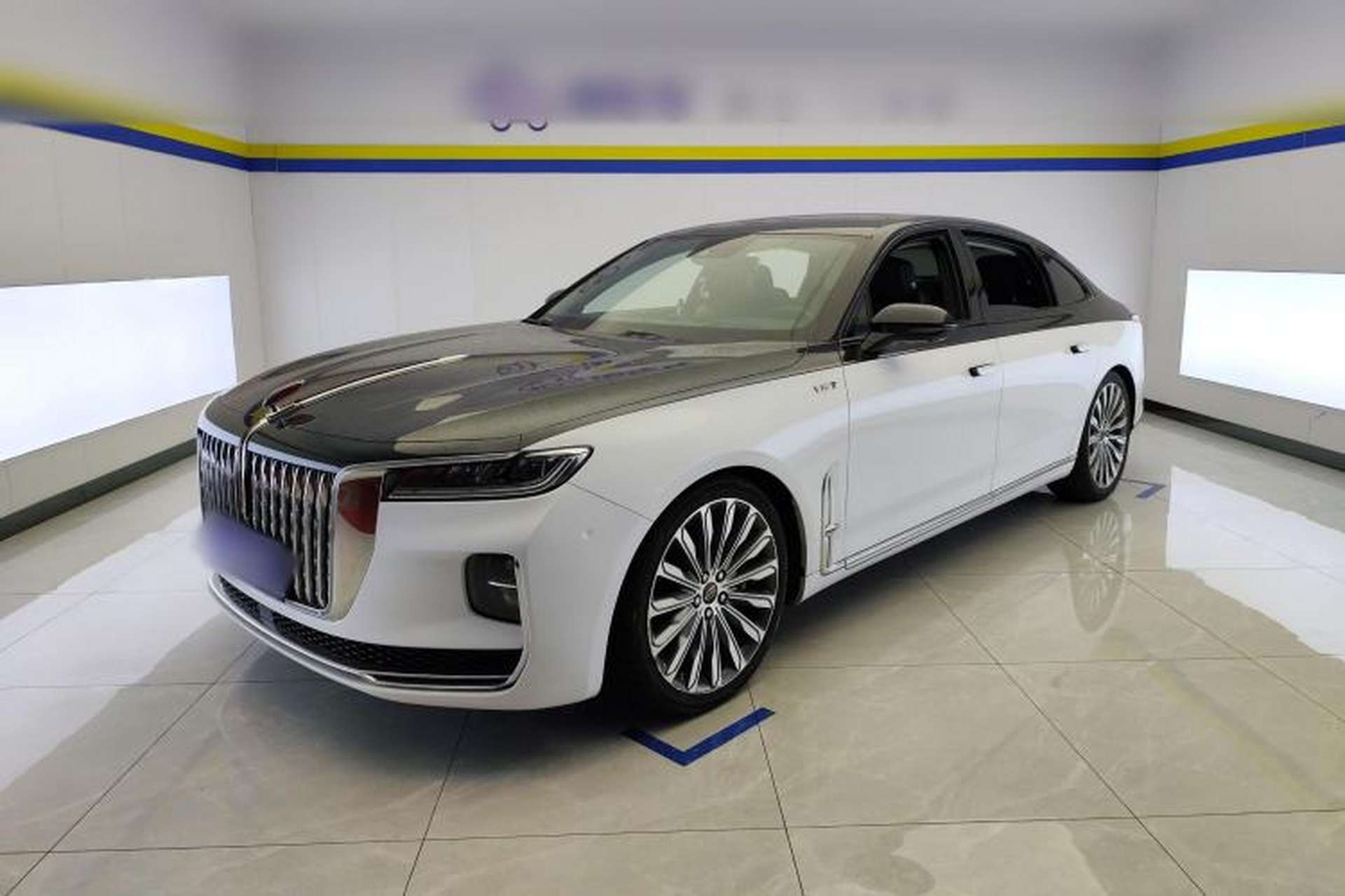 Used Hongqi H9 2020 3.0T Smart Connect Flagship Four-Seat Version Front Left 45 Deg