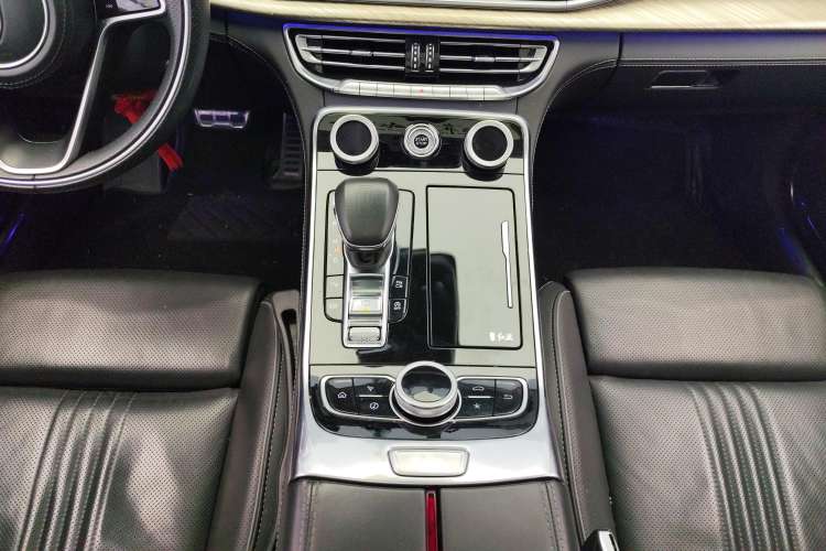 Used Hongqi H9 2020 3.0T Smart Connect Flagship Four-Seat Version Gear Lever