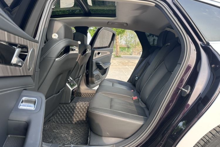 Used Hongqi H9 2020 2.0T Smart Connect Flagship Edition Interior 3