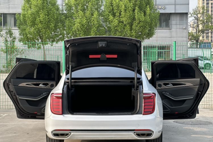 Used Hongqi H9 2020 2.0T Smart Connect Flagship Edition Interior 6
