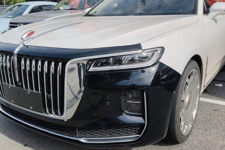 Used Hongqi H9 2020 2.0T Smart Connect Flagship Edition Left Front Headlight