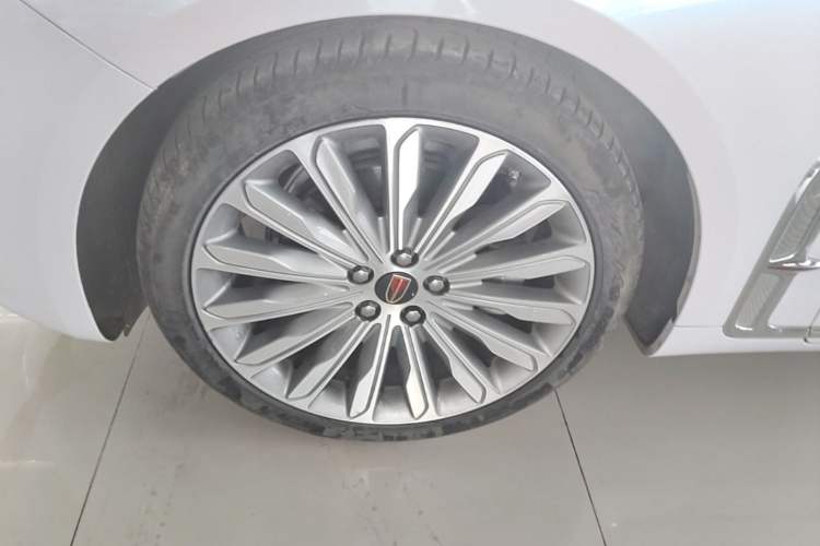 Used Hongqi H9 2020 3.0T Smart Connect Flagship Four-Seat Version Left Front Wheel Hub