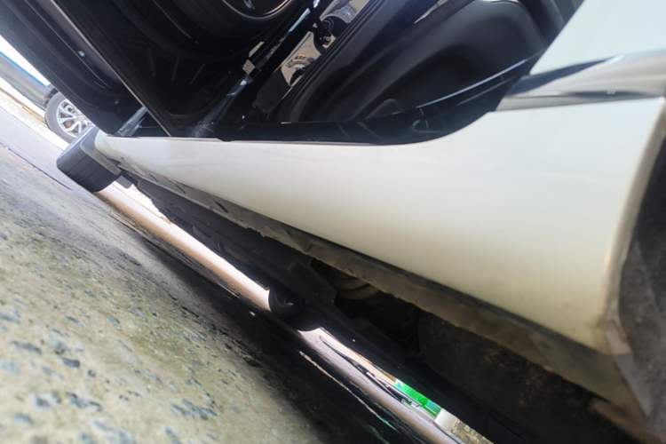 Used Hongqi H9 2020 3.0T Smart Connect Flagship Edition Left Side Sill