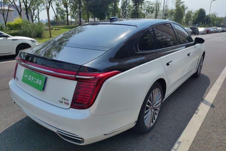 Used Hongqi H9 2020 2.0T Smart Connect Flagship Edition Rear Right 45 Deg