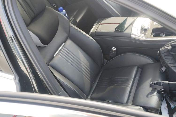 Used Hongqi H9 2020 2.0T Smart Connect Flagship Edition Right Front Seat