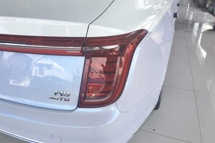 Used Hongqi H9 2020 3.0T Smart Connect Flagship Four-Seat Version Right Rear Taillight