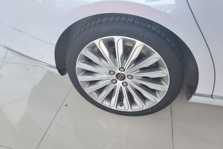 Used Hongqi H9 2020 3.0T Smart Connect Flagship Four-Seat Version Right Rear Wheel Hub