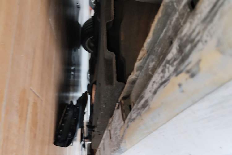 Used Hongqi H9 2020 2.0T Smart Connect Flagship Edition Right Side Sill