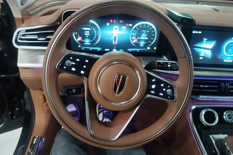 Used Hongqi H9 2020 Revised Version 2.0T Smart Connect Flagship Edition Steering Wheel