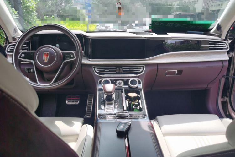 Used Hongqi H9 2020 3.0T Smart Connect Flagship Four-Seat Version Center Console