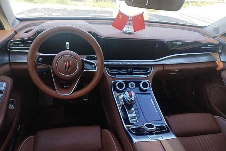 Used Hongqi H9 2020 2.0T Smart Connect Flagship Edition Center Console