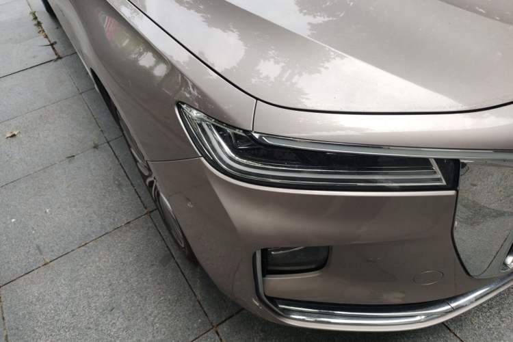 Used Hongqi H9 2020 3.0T Smart Connect Flagship Edition Right Front Headlight