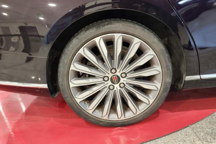 Used Hongqi H9 2020 3.0T Smart Connect Flagship Four-Seat Version Right Rear Wheel Hub