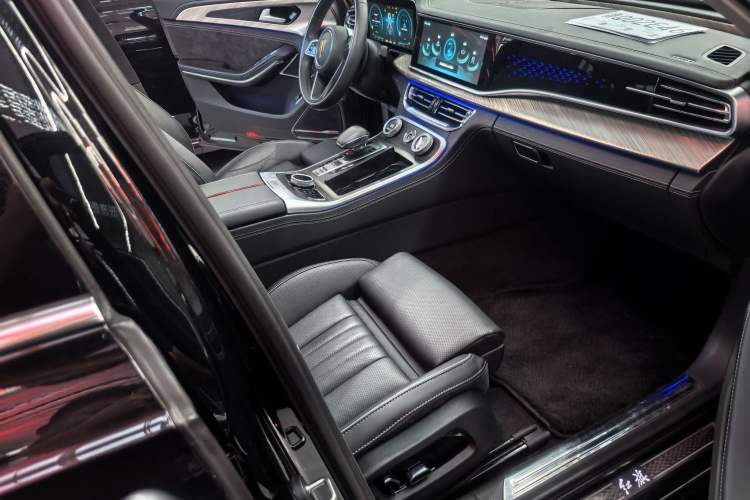 Used Hongqi H9 2021 2.5T Executive Version Interior 4
